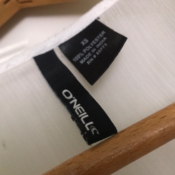 O’Neill Blouse - Picture 2 of 3
